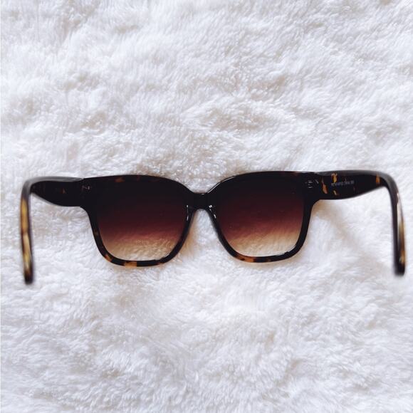 Jack Light Tortoise Brown Square Sunglasses - Picture 9 of 12